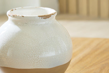 Vercott Vase, gallery image 3