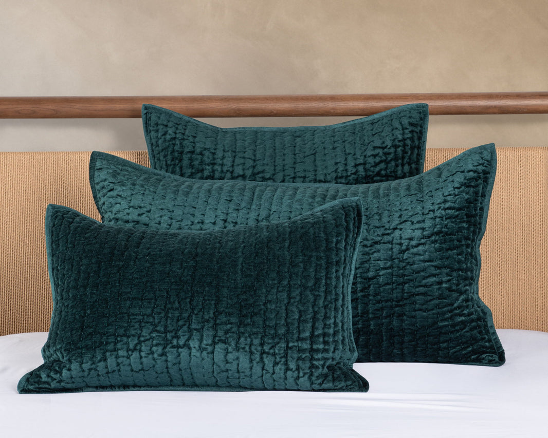 Bari - Velvet Quilt - Emerald