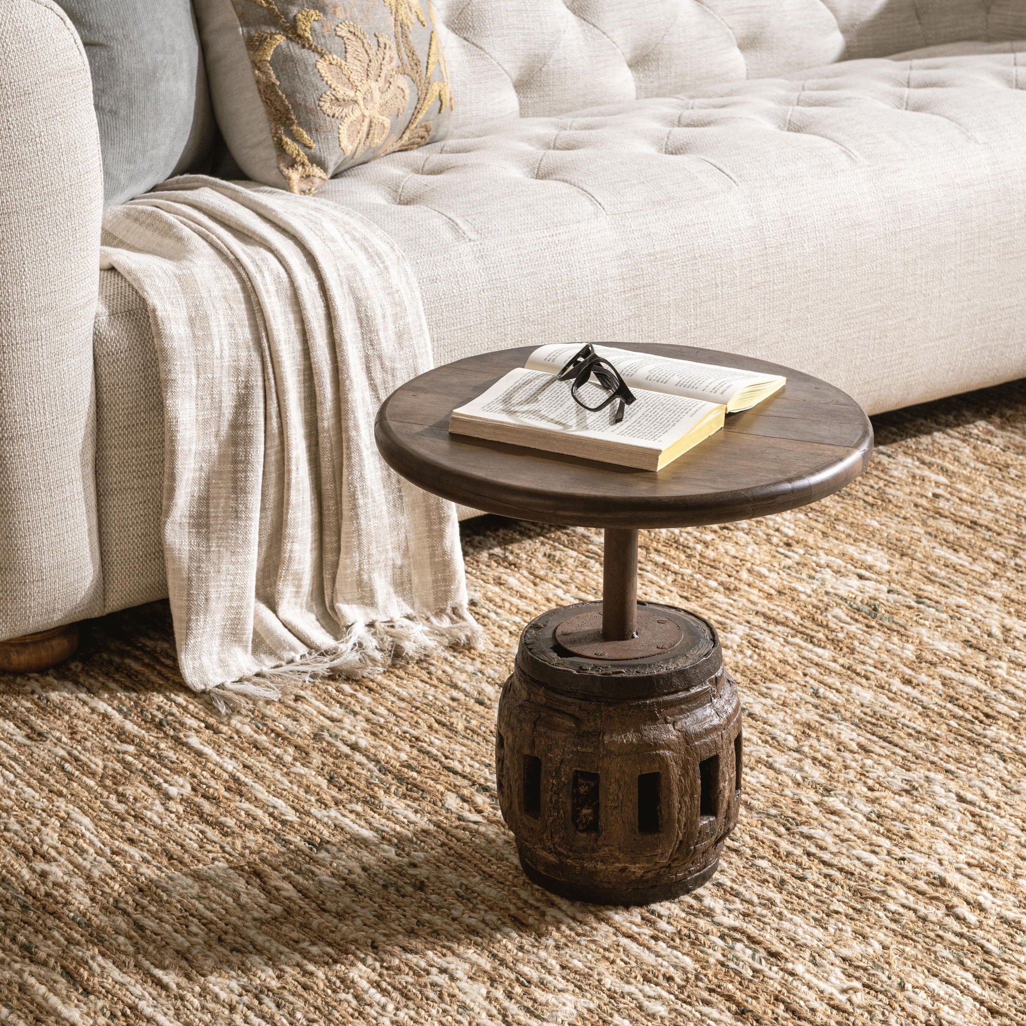 Amira - Accent Table, alternate view 5
