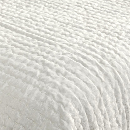 Bari - Velvet Quilt - Cloud