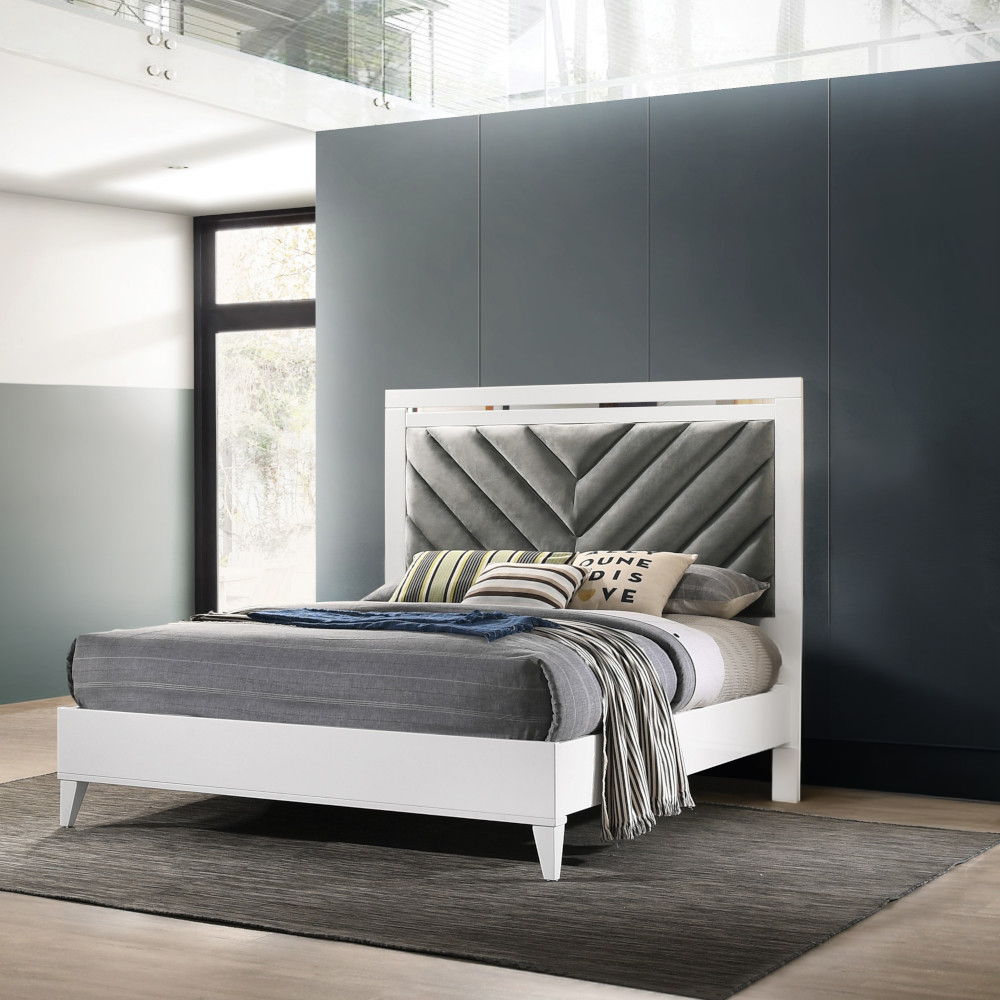 Chelsie Queen Bed Gray Fabric & White