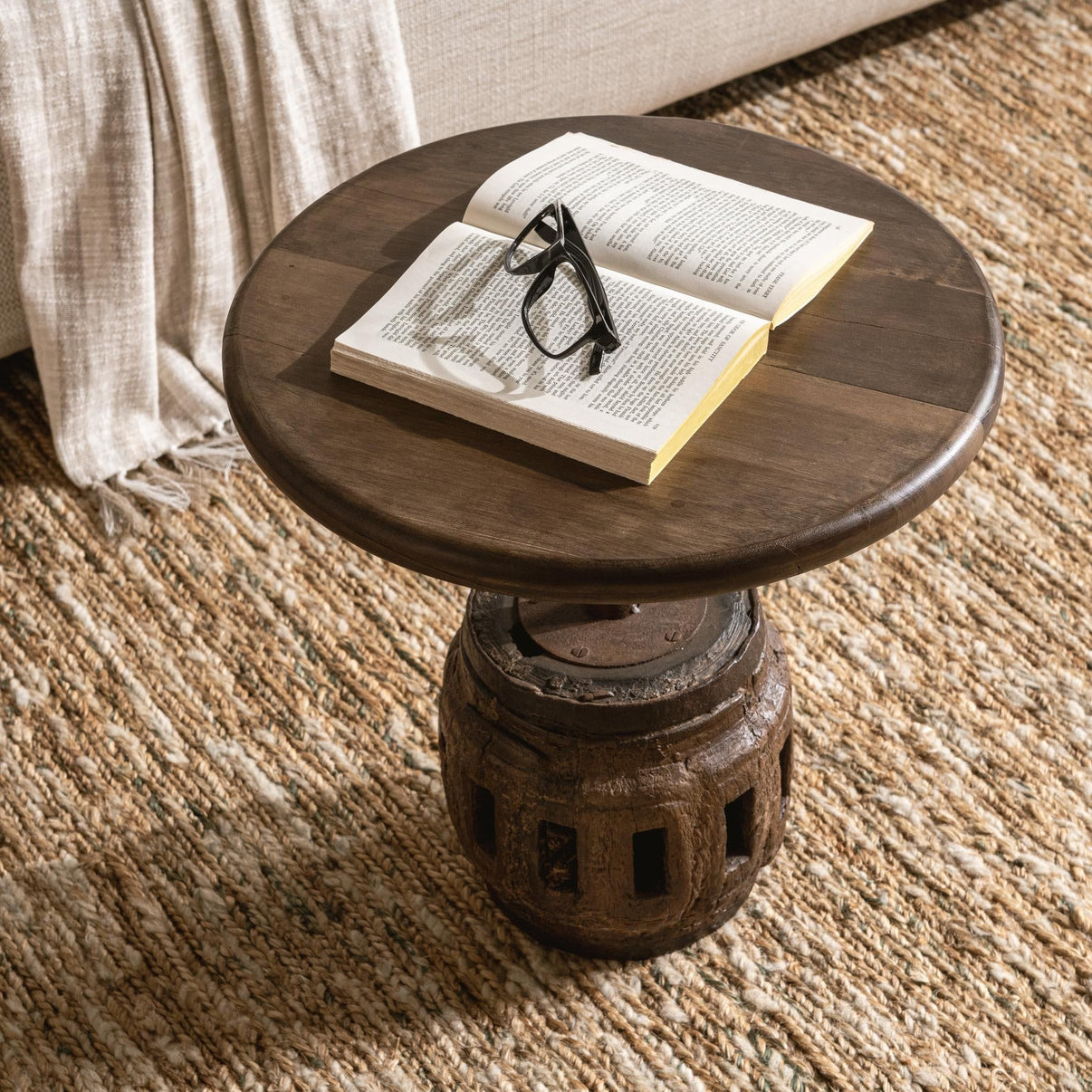 Amira - Accent Table, alternate view 6