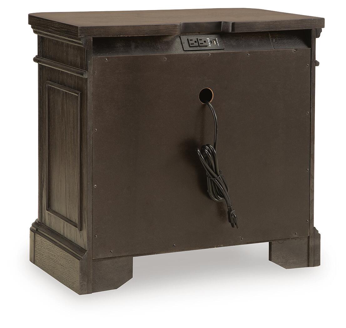 Wickenger Two Drawer Night Stand Dark Brown, gallery image 3