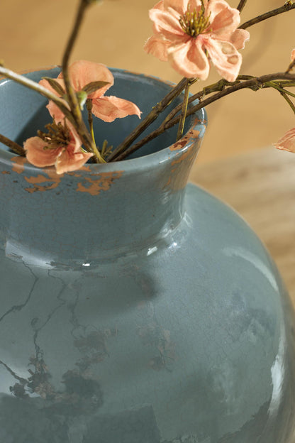 Giliburgh Vase, gallery image 3