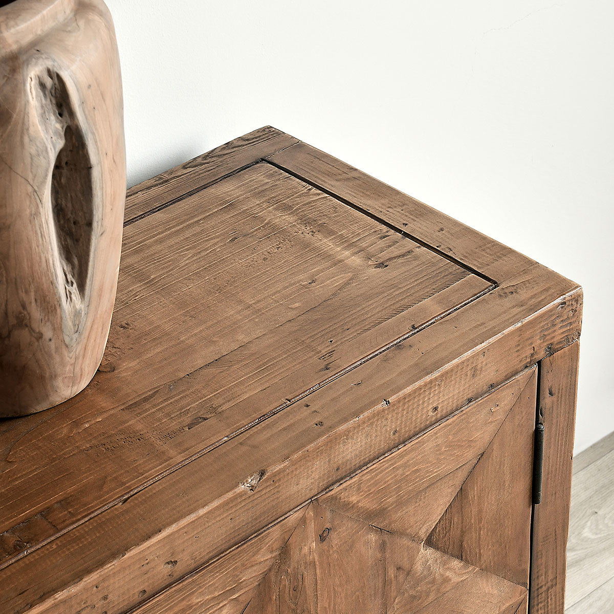Elani - 4 Door Sideboard, alternate view 5