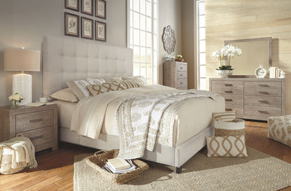 Dolante - Upholstered Bed, alternate view 4