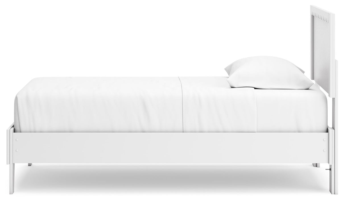 Hallityn - Panel Platform Bed, alternate view 3