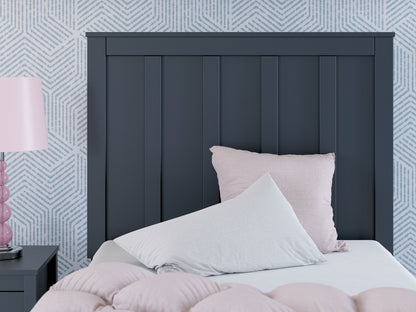 Simmenfort - Platform Bed With Panel Headboard, alternate view 4
