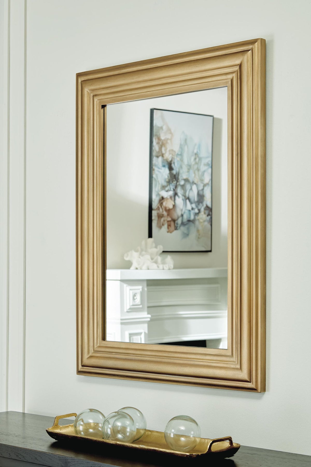 Keneriah Accent Mirror Gold Finish, gallery image 4