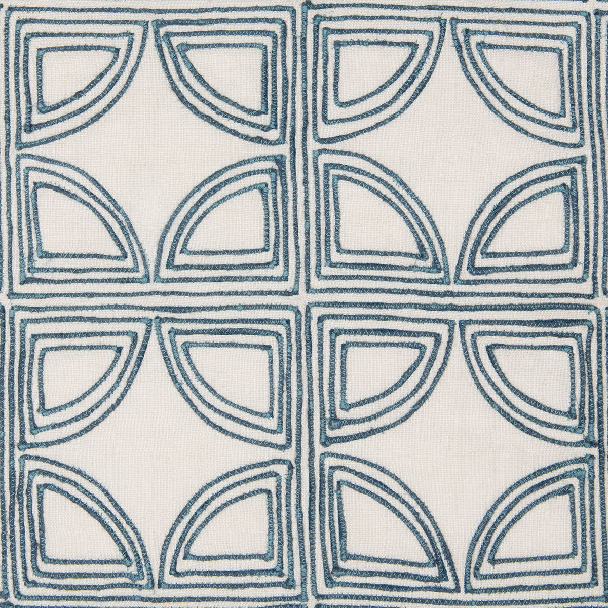 Elea - 22" x 22" Pillow, alternate view 4