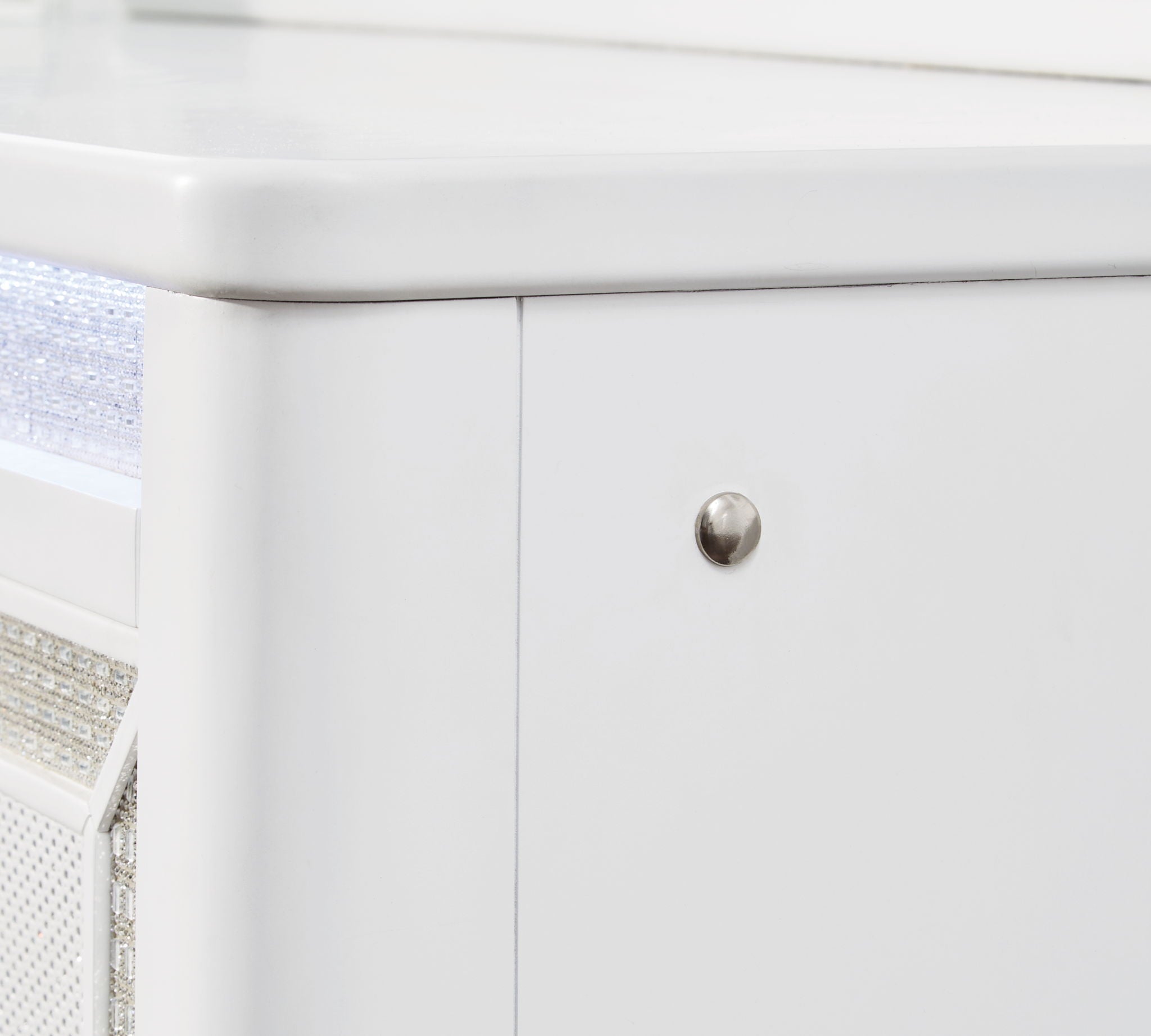 Chalanna - Dresser And Mirror - White, alternate view 6 with solid wood