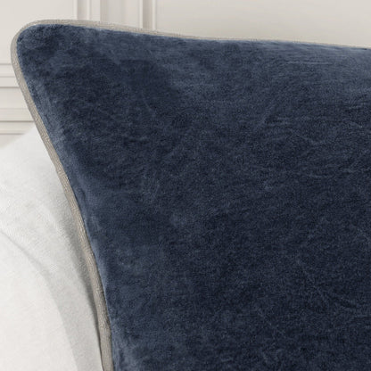 Heirloom Velvet - SLD Pillow