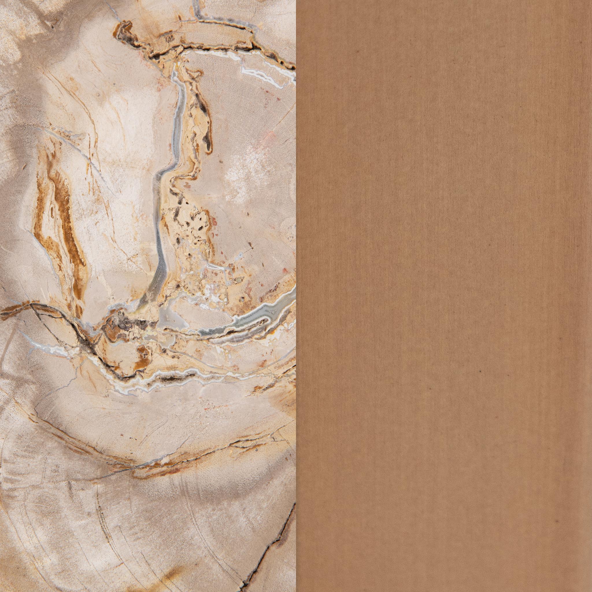 Alliza - Round Accent Table, alternate view 13
