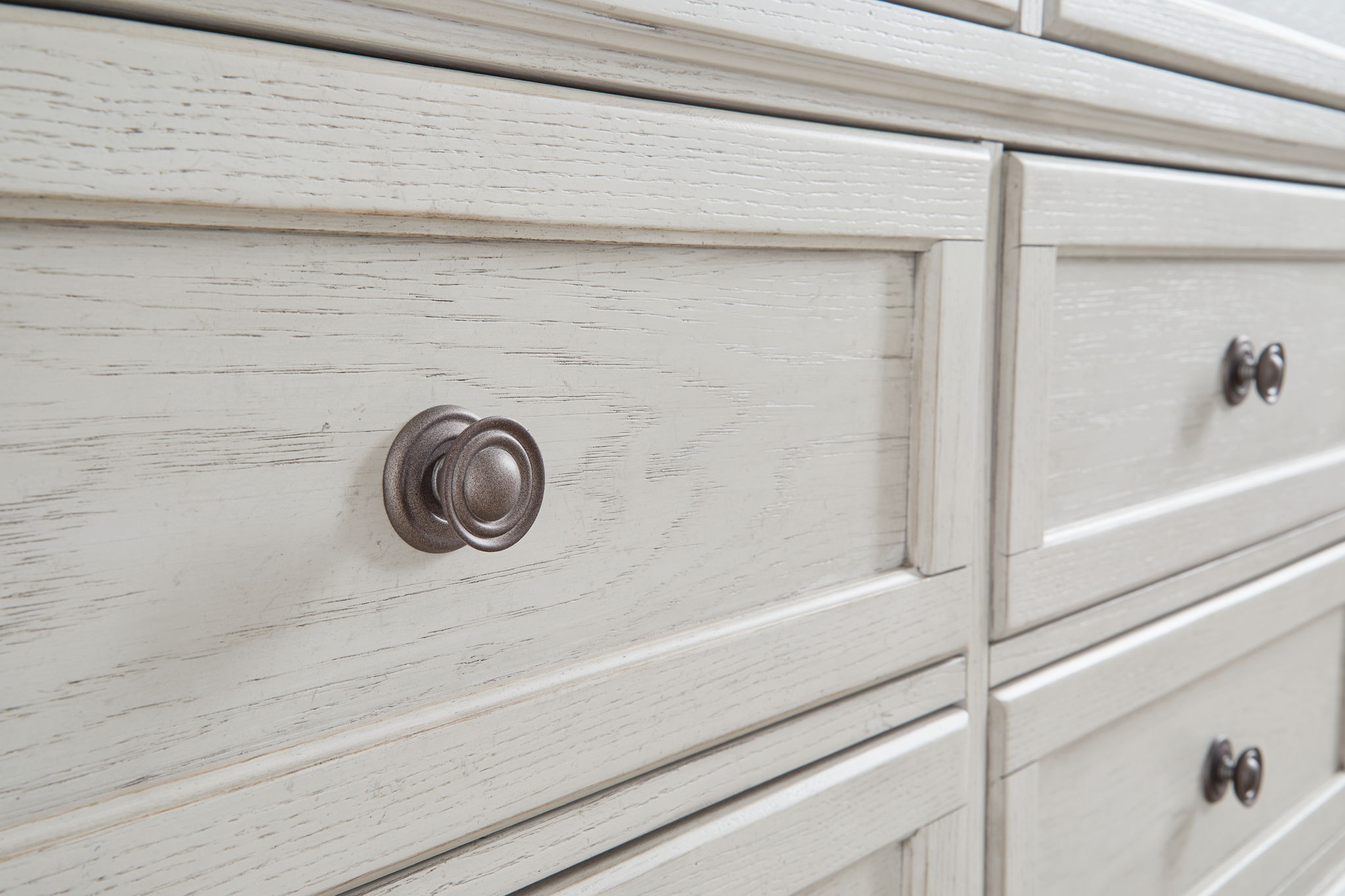 Robbinsdale - Dresser, alternate view 11