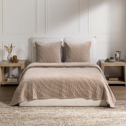 Elms - Velvet Quilt