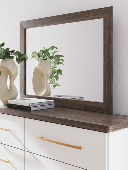 Kendanport - Six Drawer Dresser, alternate view 9