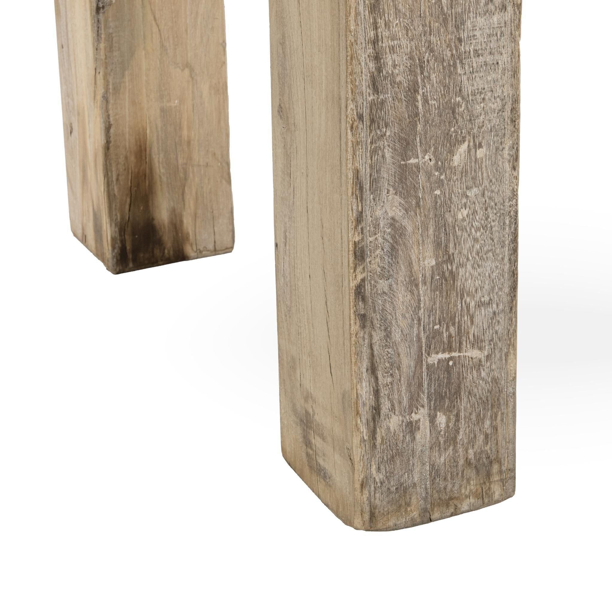 Giza - Table, alternate view 11 with solid wood