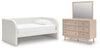 Arloster - Upholstered Day Bed Set