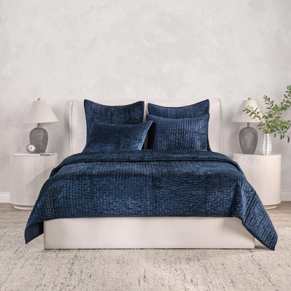 Bari - Velvet Quilt - Ocean Blue