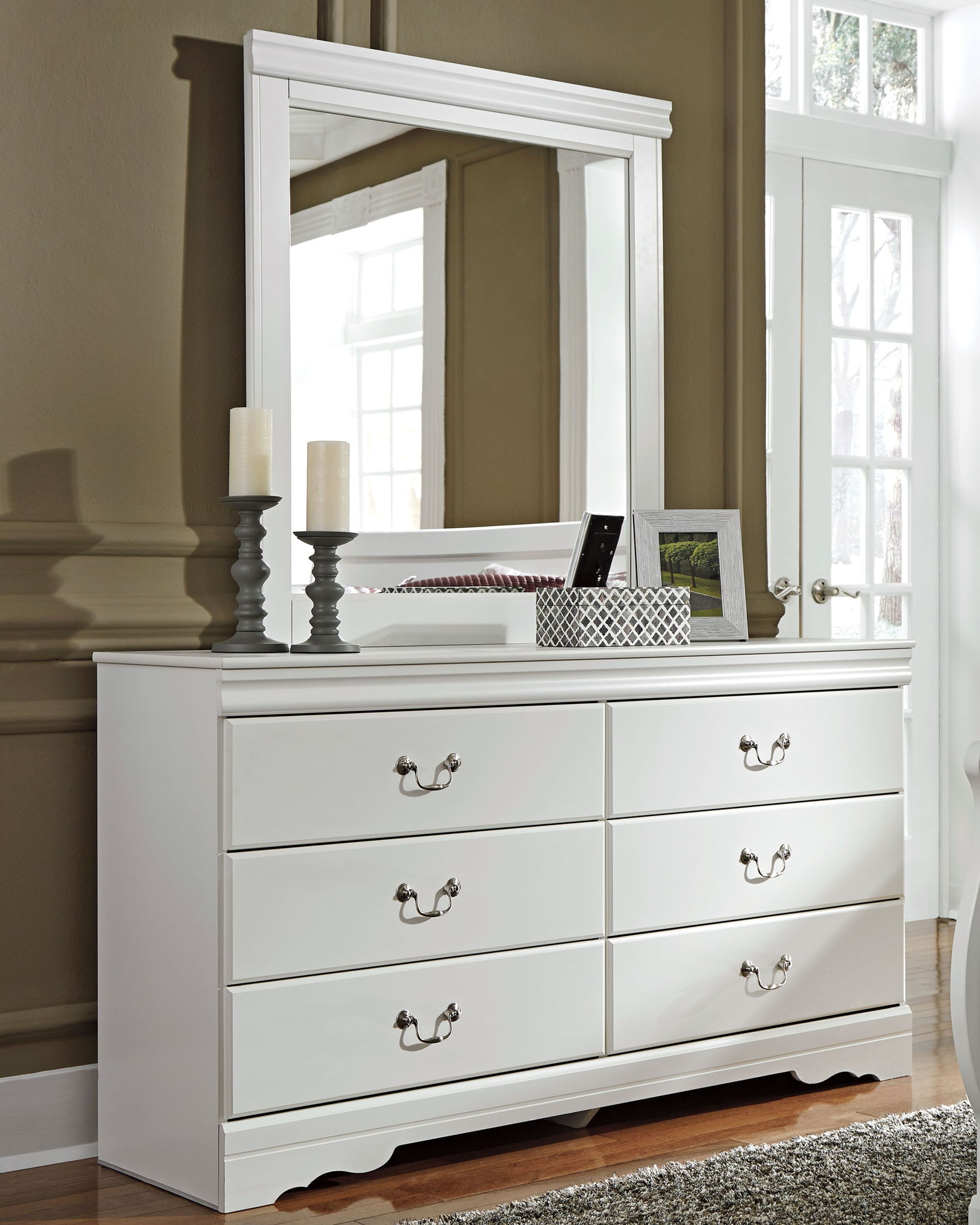 Anarasia - Dresser, alternate view 4