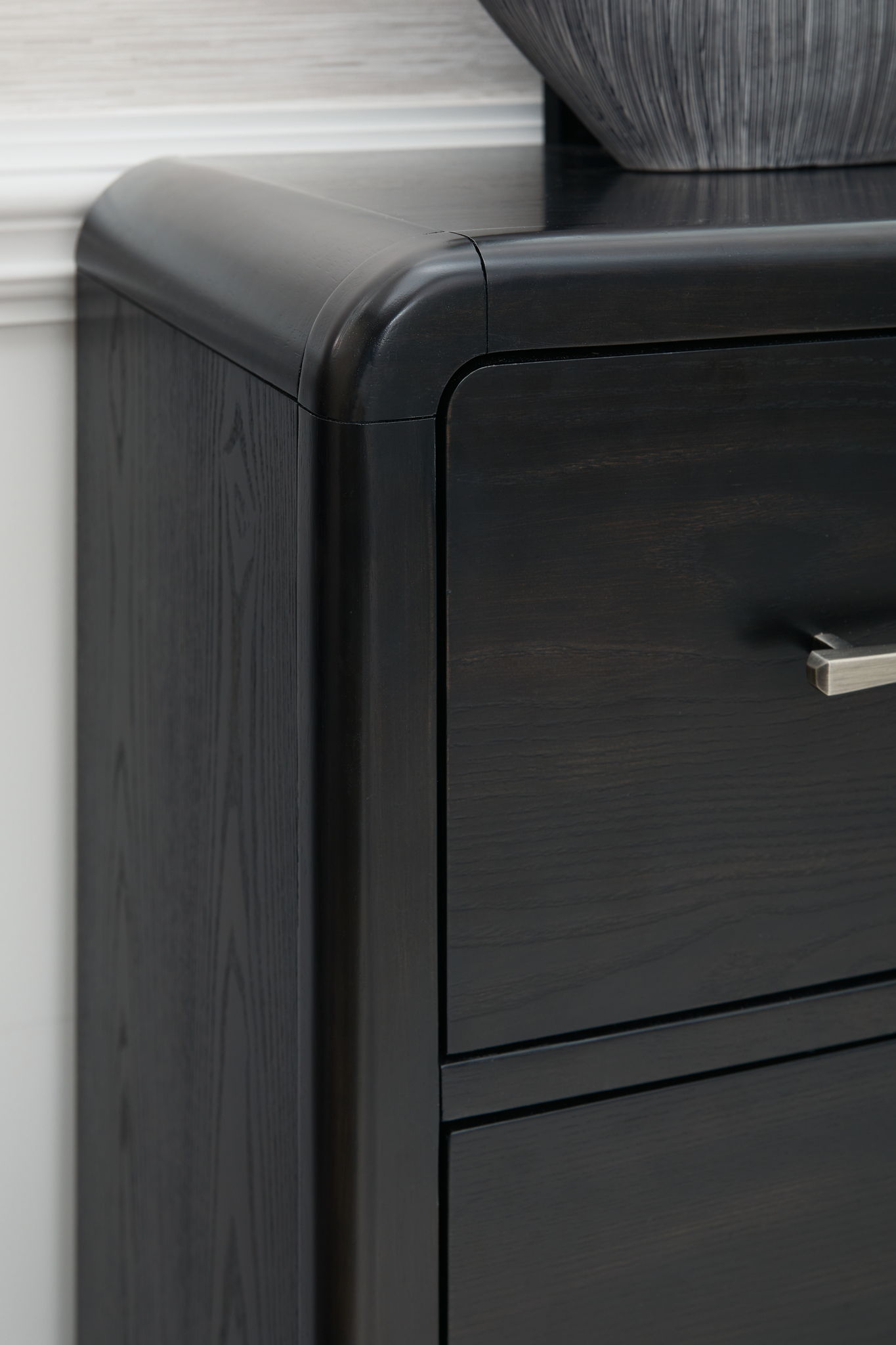 Rowanbeck - Dresser - Black, alternate view 7 with wood construction