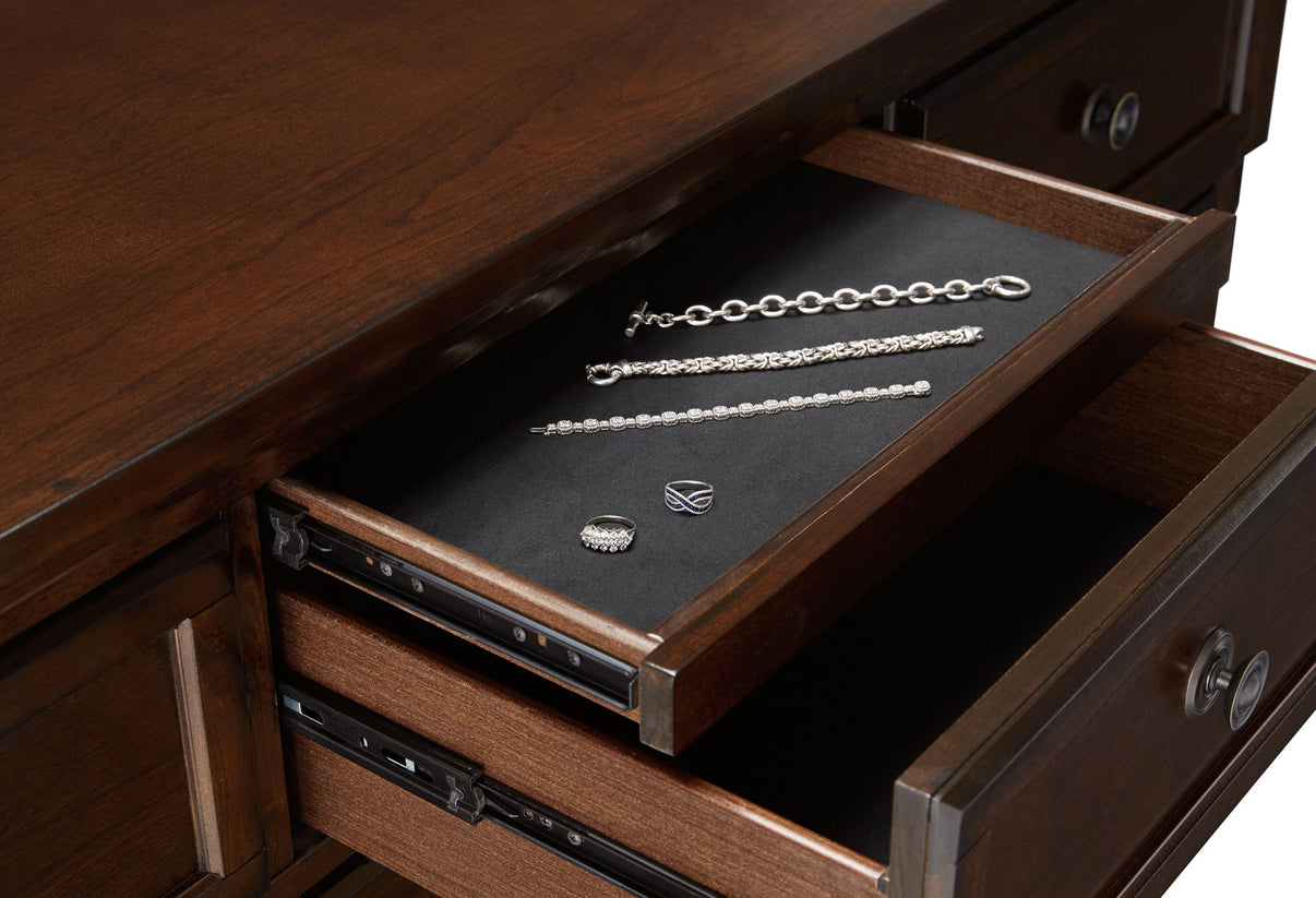 Porter - Dresser, alternate view 8