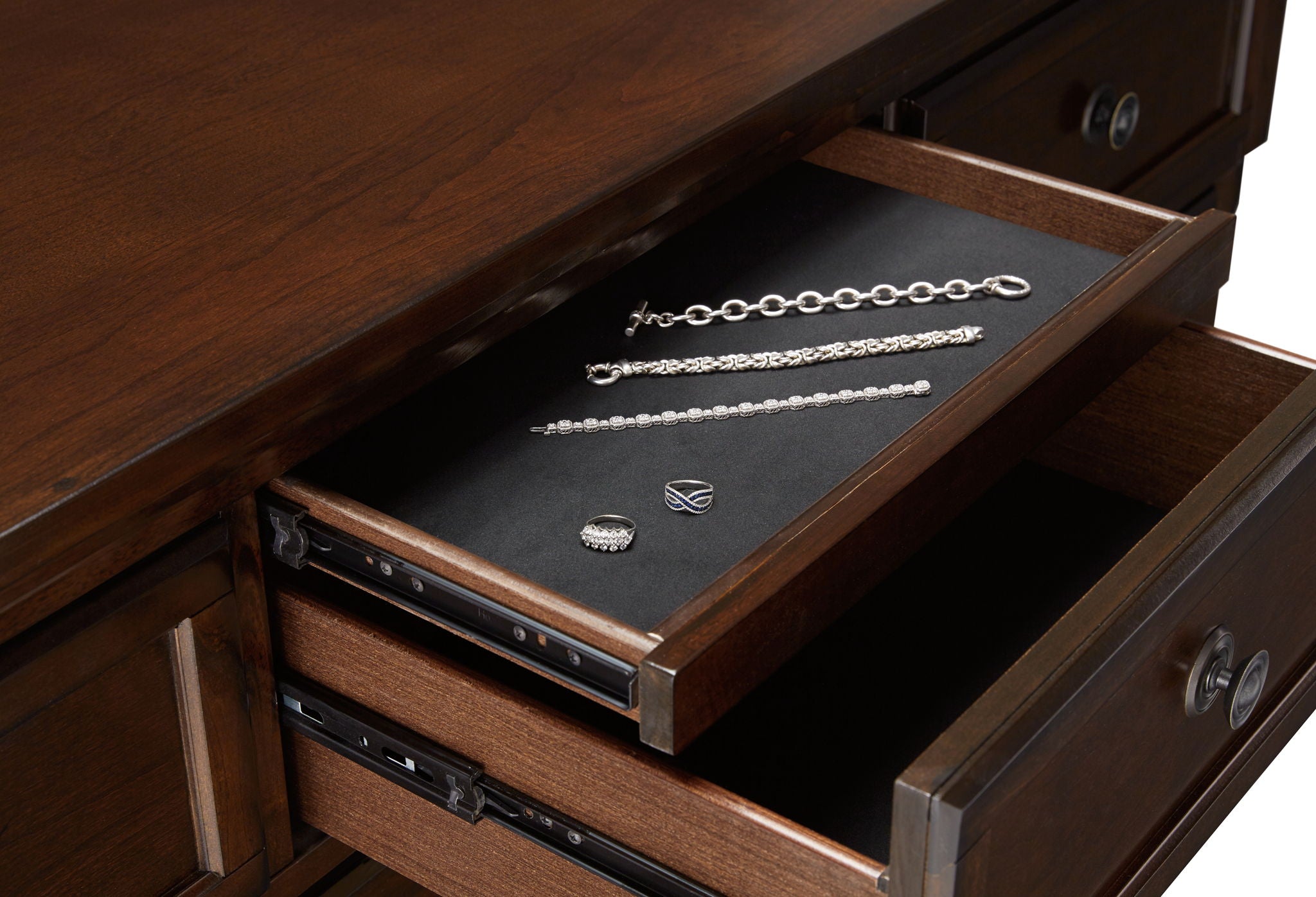 Porter - Dresser, alternate view 8
