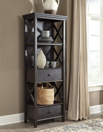 Tyler Creek - Counter Height Table Set, alternate view 12