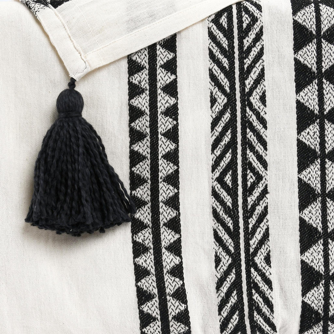 Endora - TC Throw - Black / Ivory