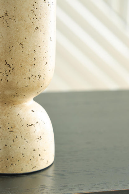 Bryons Vase, gallery image 6