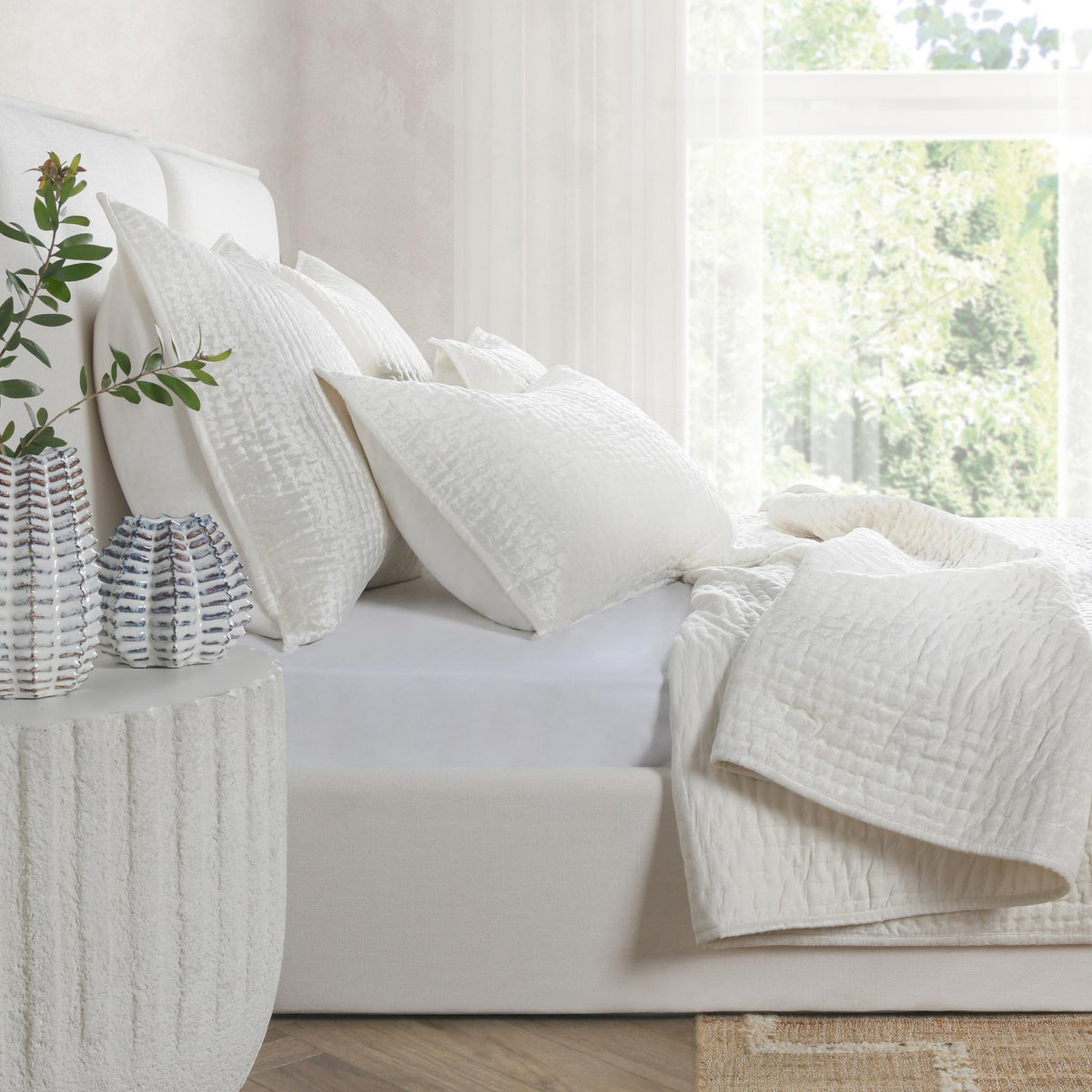 Bari - Velvet Quilt - Cloud - Villa - 4