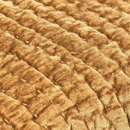 Bari - Velvet Sham - Honey Gold - Villa - 5