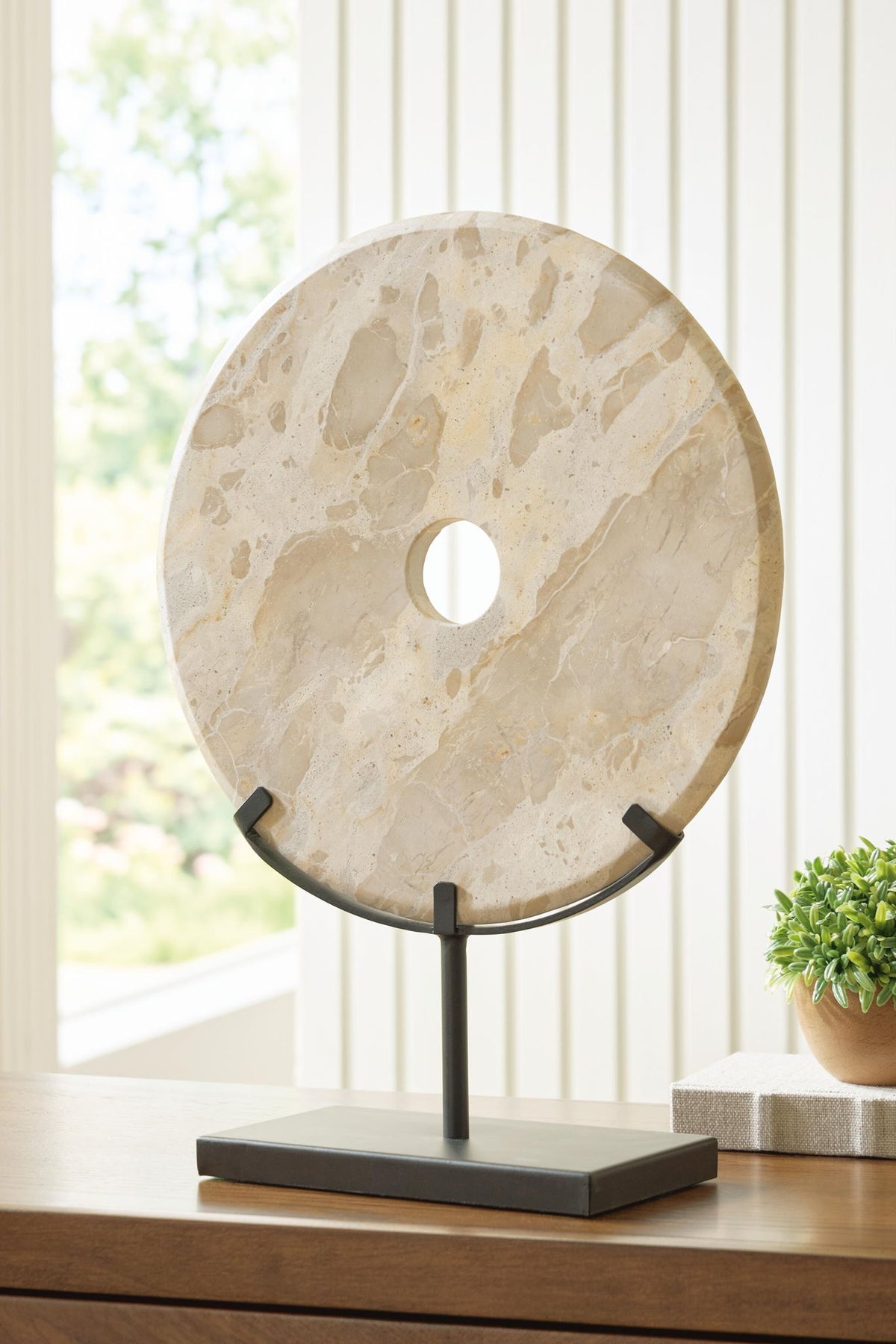 Wendon Sculpture Light Beige, gallery image 5