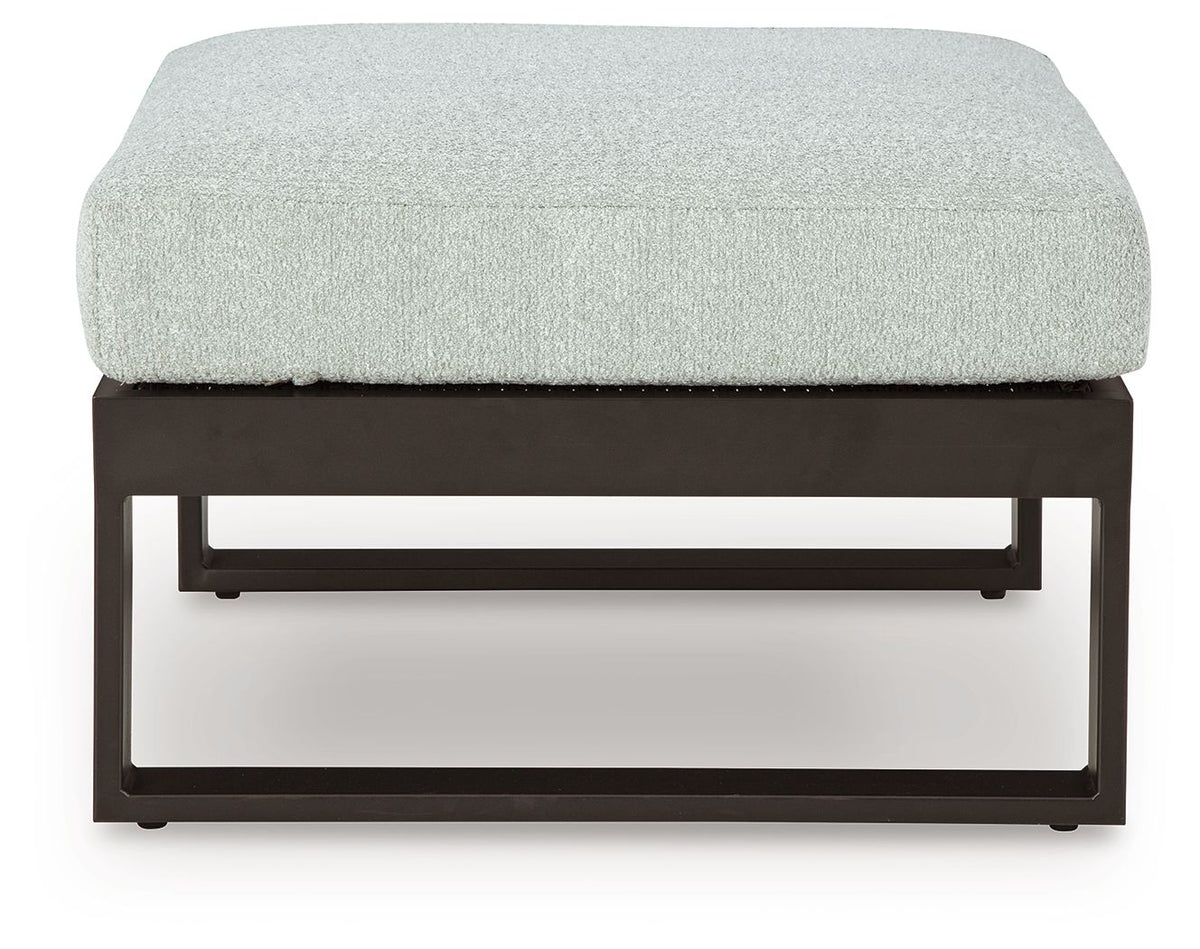 Beachloft - 4 Piece Outdoor Sectional - Signature Design by Ashley® - 4
