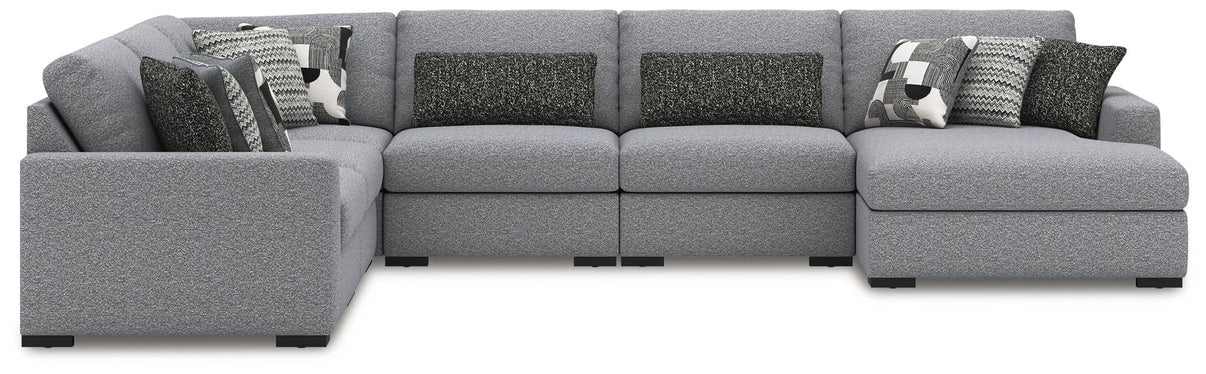 Bealton - Sectional - Benchcraft® - 25
