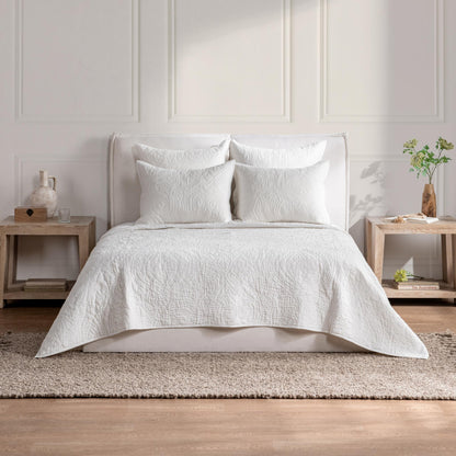 Berkshire - 3 Piece Queen Quilt Set - Linen Cloud - Villa - 4