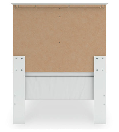 Bostwick Shoals - Panel Bed With Framed Footboard - Signature Design by Ashley® - 2