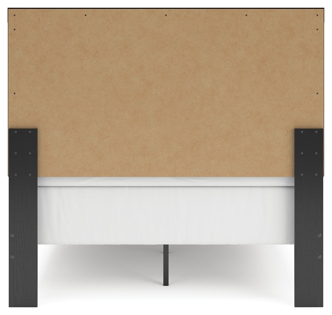Broachmyn - Panel Bed - Signature Design by Ashley® - 64