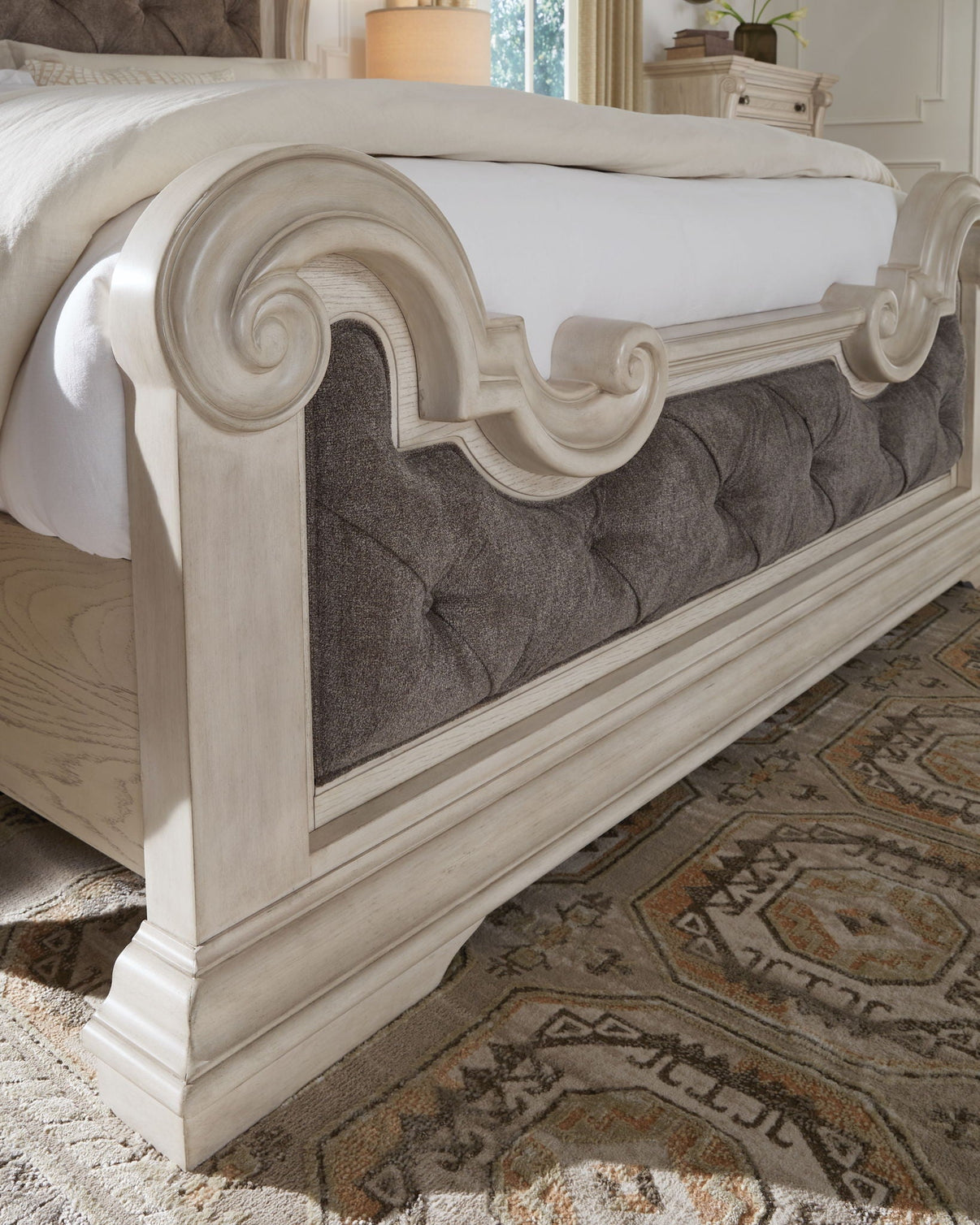 Bruchandi - Upholstered Panel Bed - Signature Design by Ashley® - 8