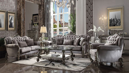 Versailles - Sofa With 5 Pillows