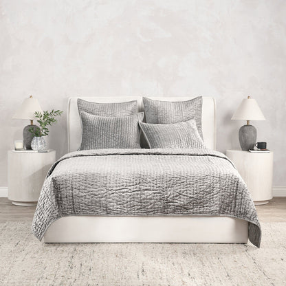 Bari - Velvet Sham - Gray
