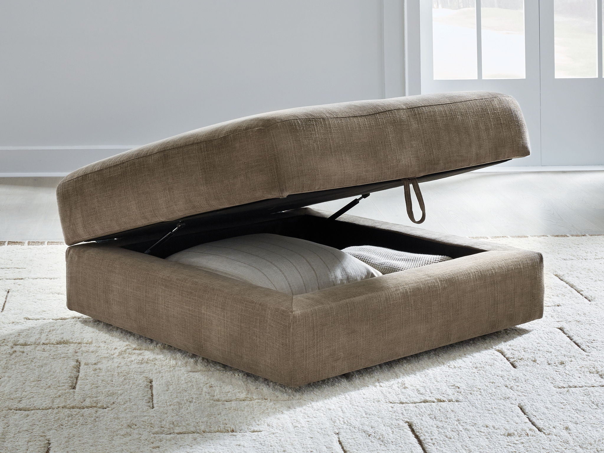 Camellia-Court - Ottoman With Storage - Coffee - Benchcraft® - 3