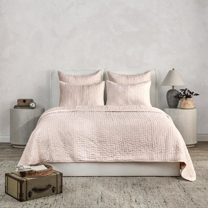 Bari - Velvet Quilt