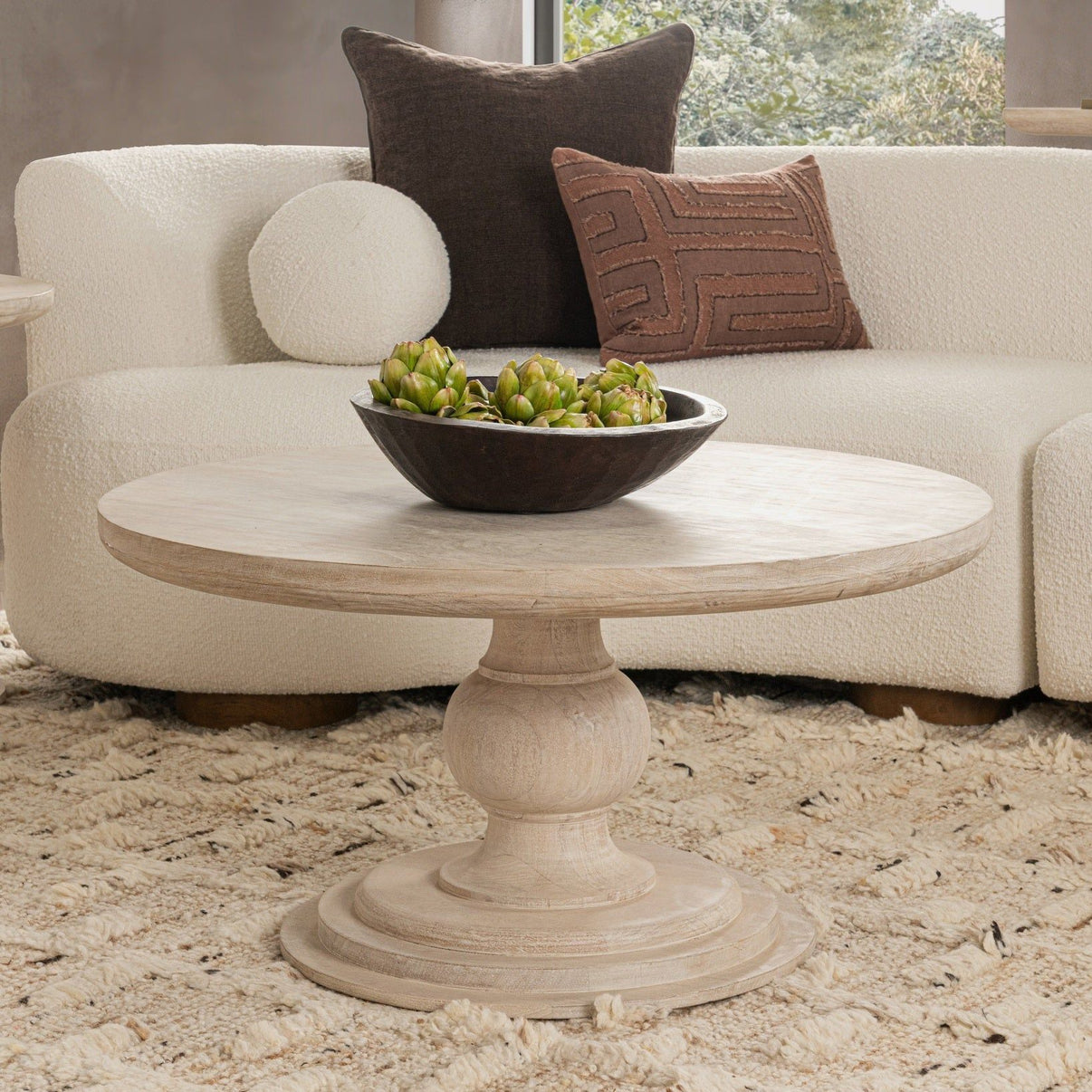 Hera - Round Table, alternate view 12 with wood construction