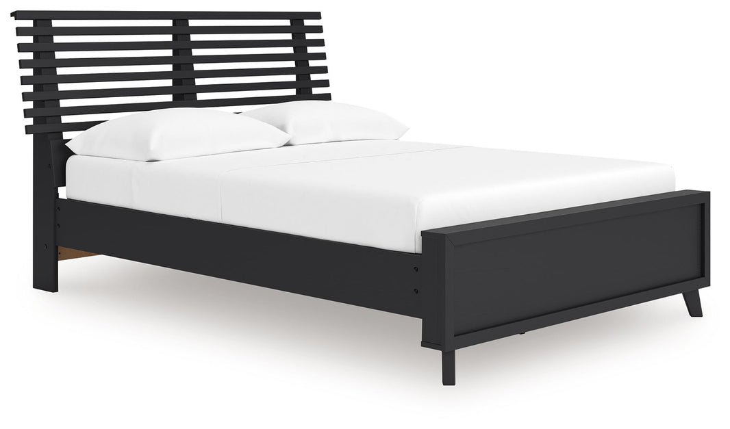 Danziar - Slat Panel Bed, product view with wood construction