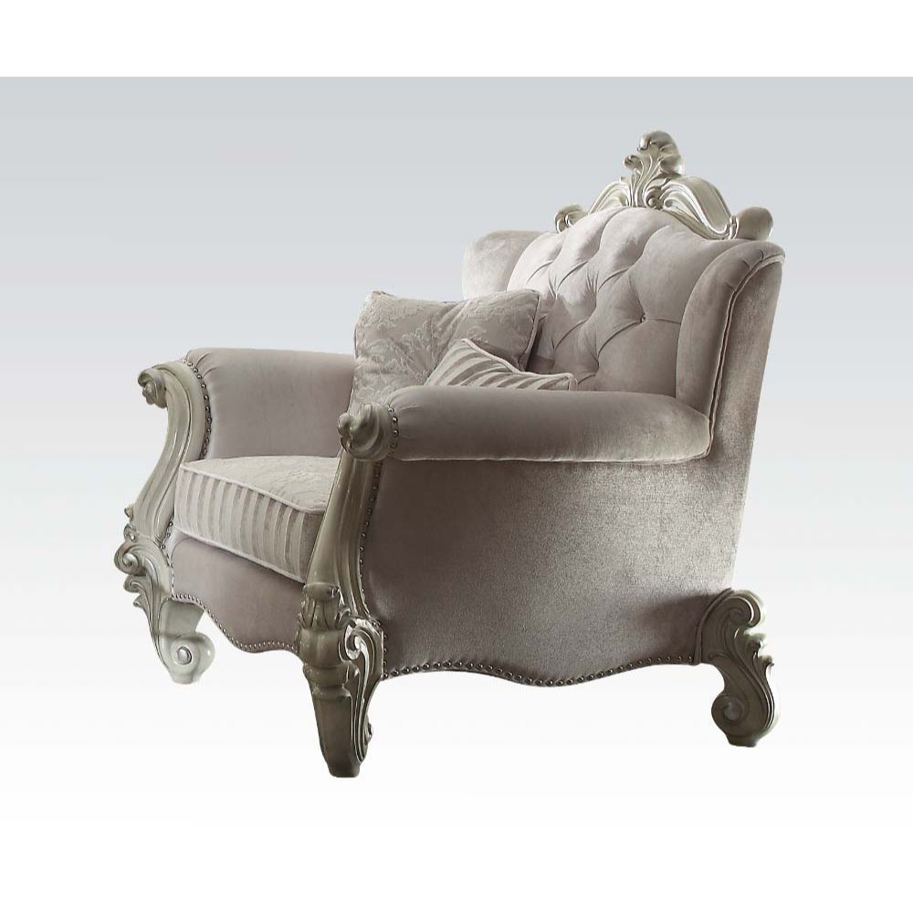 Versailles - Chair, product view with velvet upholstery