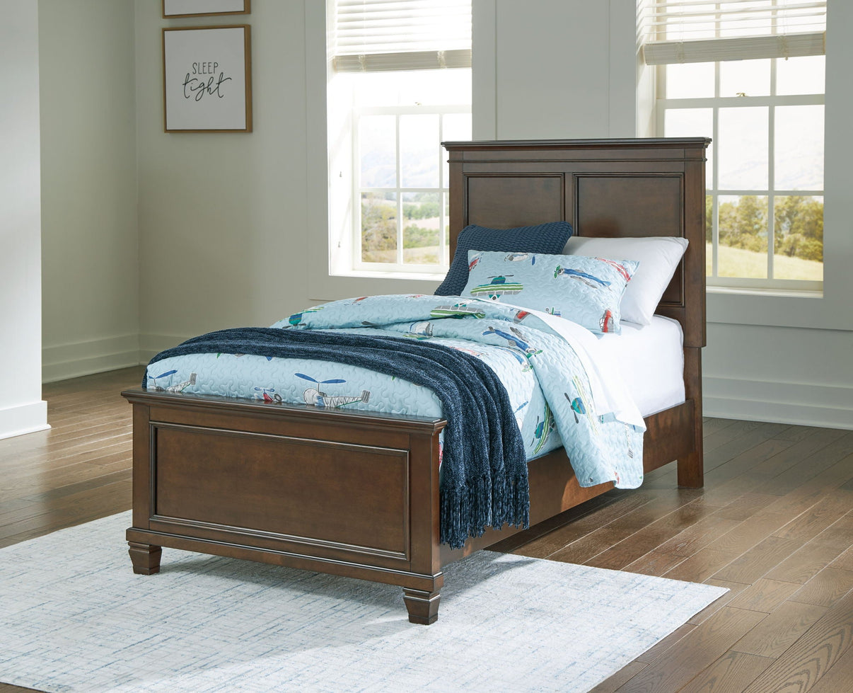 Danabrin - Panel Bedroom Set - Signature Design by Ashley® - 4