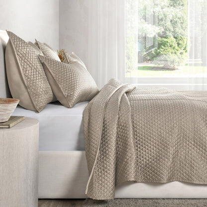 Diamond - Quilt - Villa - 38