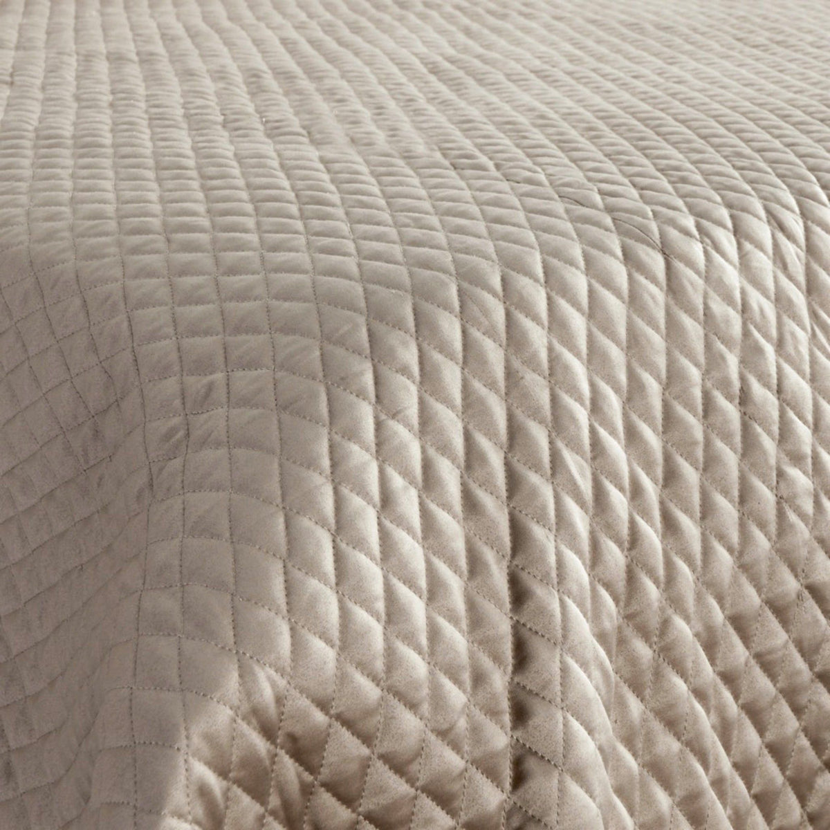 Diamond - Quilt - Villa - 36
