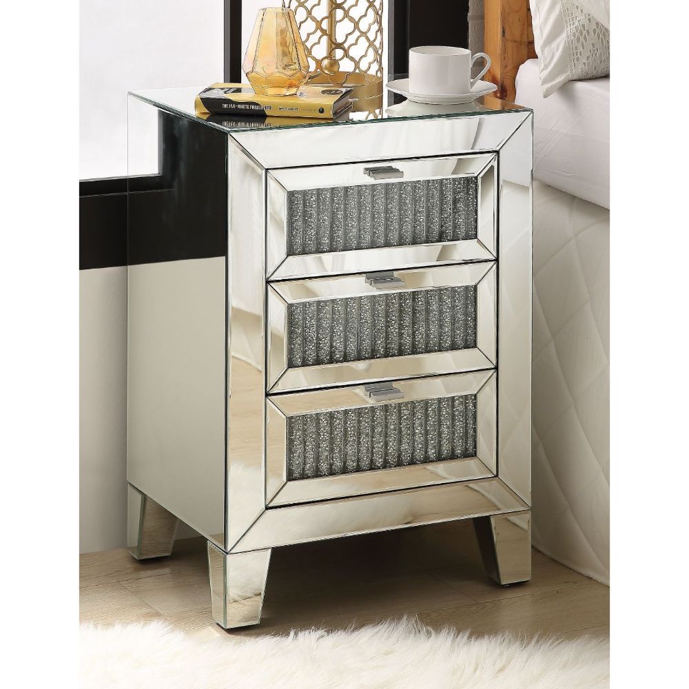 Noralie - 26" Accent Table - Mirrored & Faux Diamonds, product view with glass